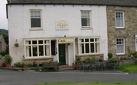 Ivy Cottage Bed & Breakfast